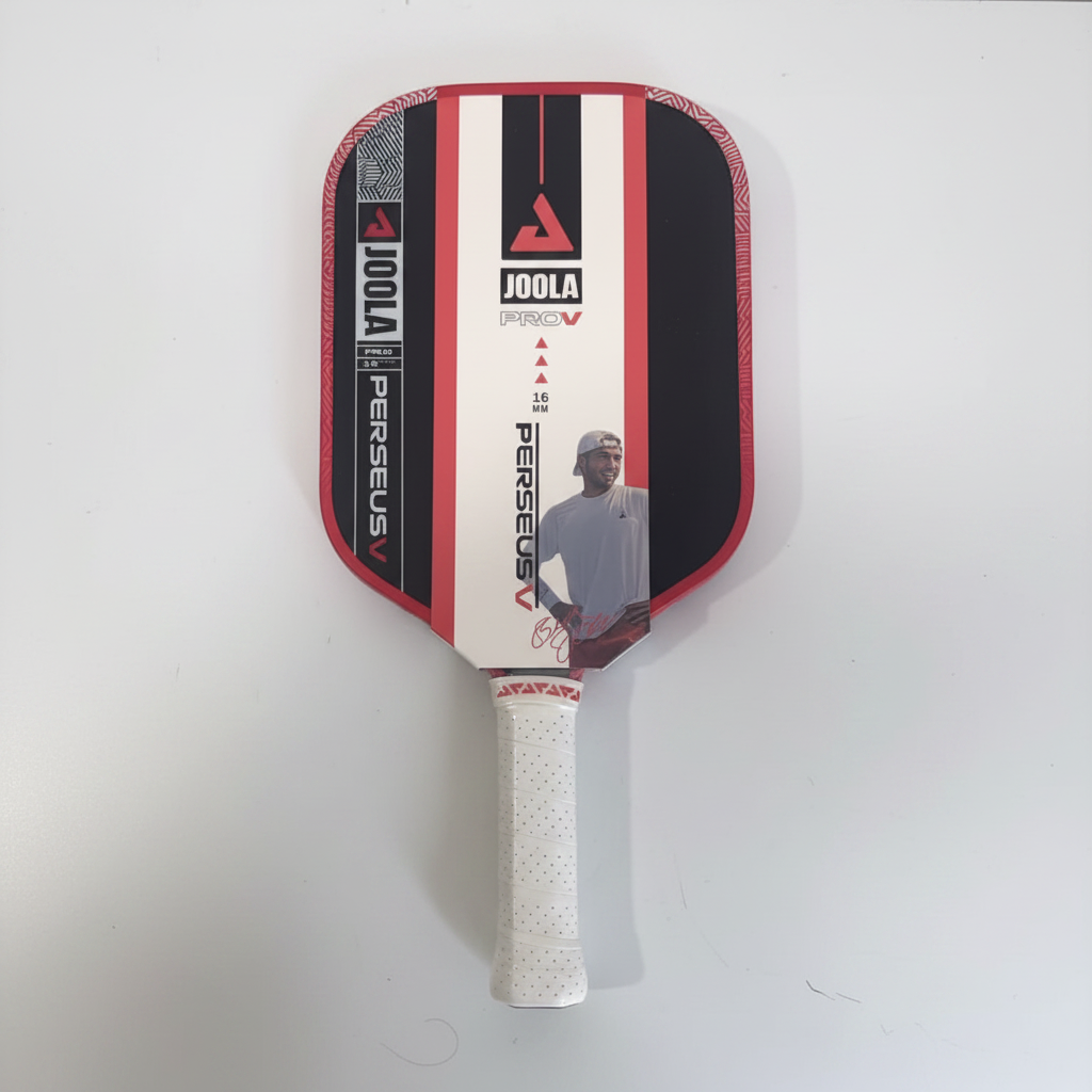 JOOLA Perseus V Pro paddle on white background